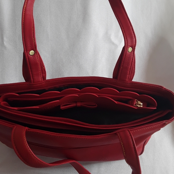 Red Ladies bag - Picture 6 of 16